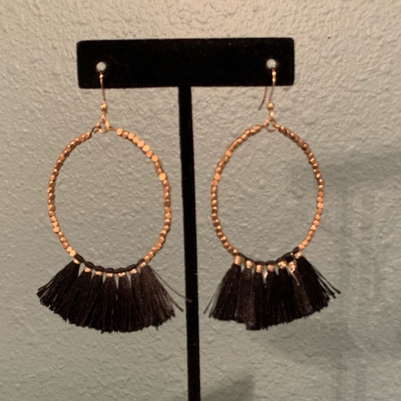 Gold with black tassel earrings​ - Picture 1 of 2